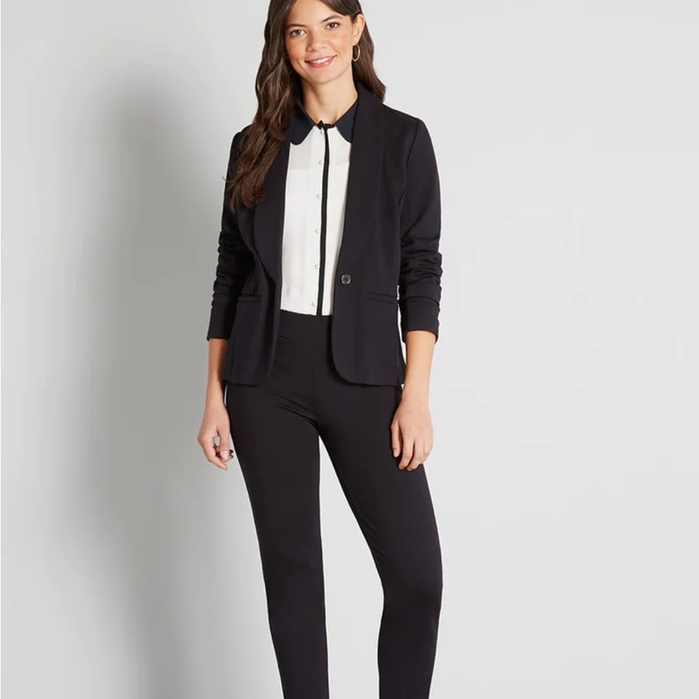 ModCloth Bold Moves Blazer in Black Size Small NEW